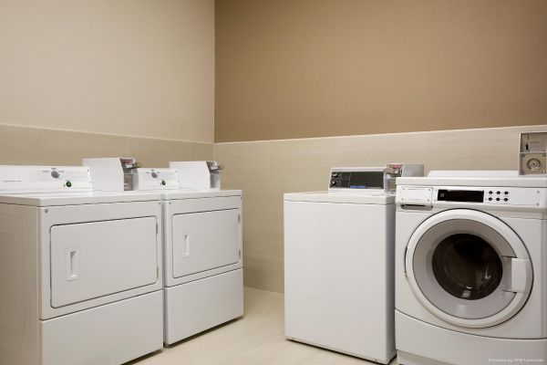 Holiday Inn Express & Suites MCALLEN - MEDICAL CENTER AREA (McAllen)